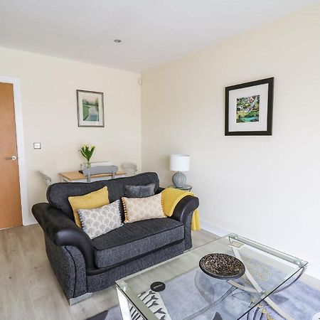 6 Erwr Brenhinoedd Vila Ammanford Exterior foto