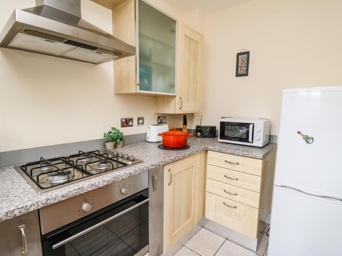 6 Erwr Brenhinoedd Vila Ammanford Exterior foto