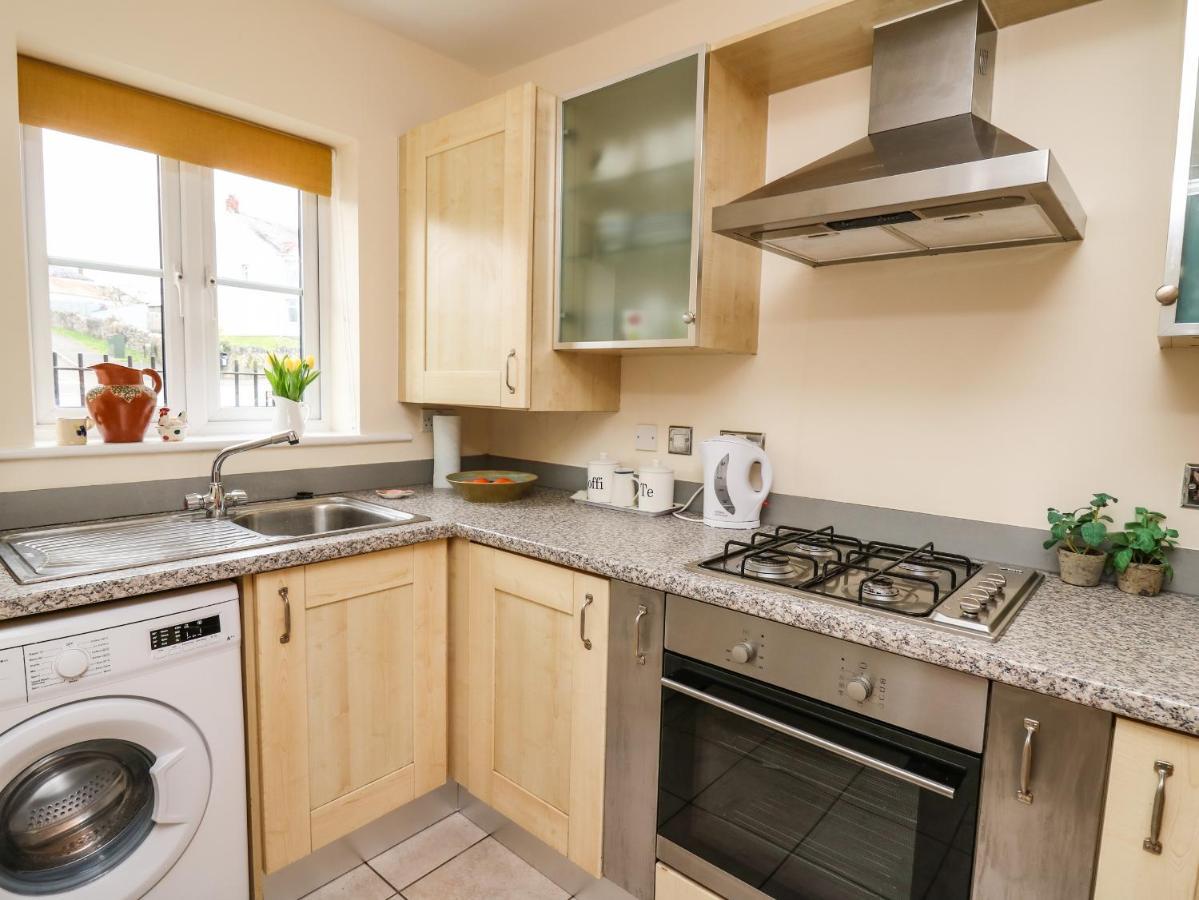 6 Erwr Brenhinoedd Vila Ammanford Exterior foto