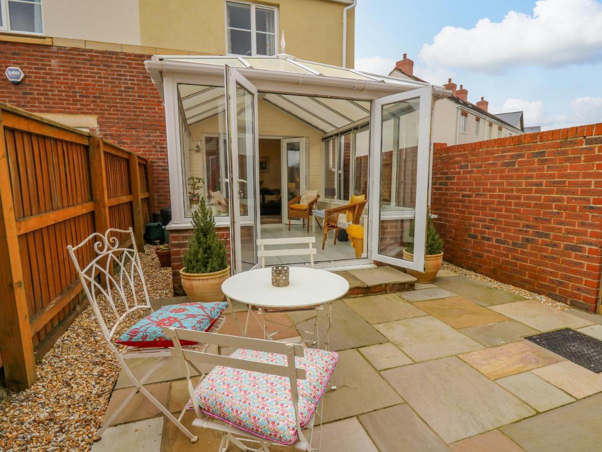 6 Erwr Brenhinoedd Vila Ammanford Exterior foto