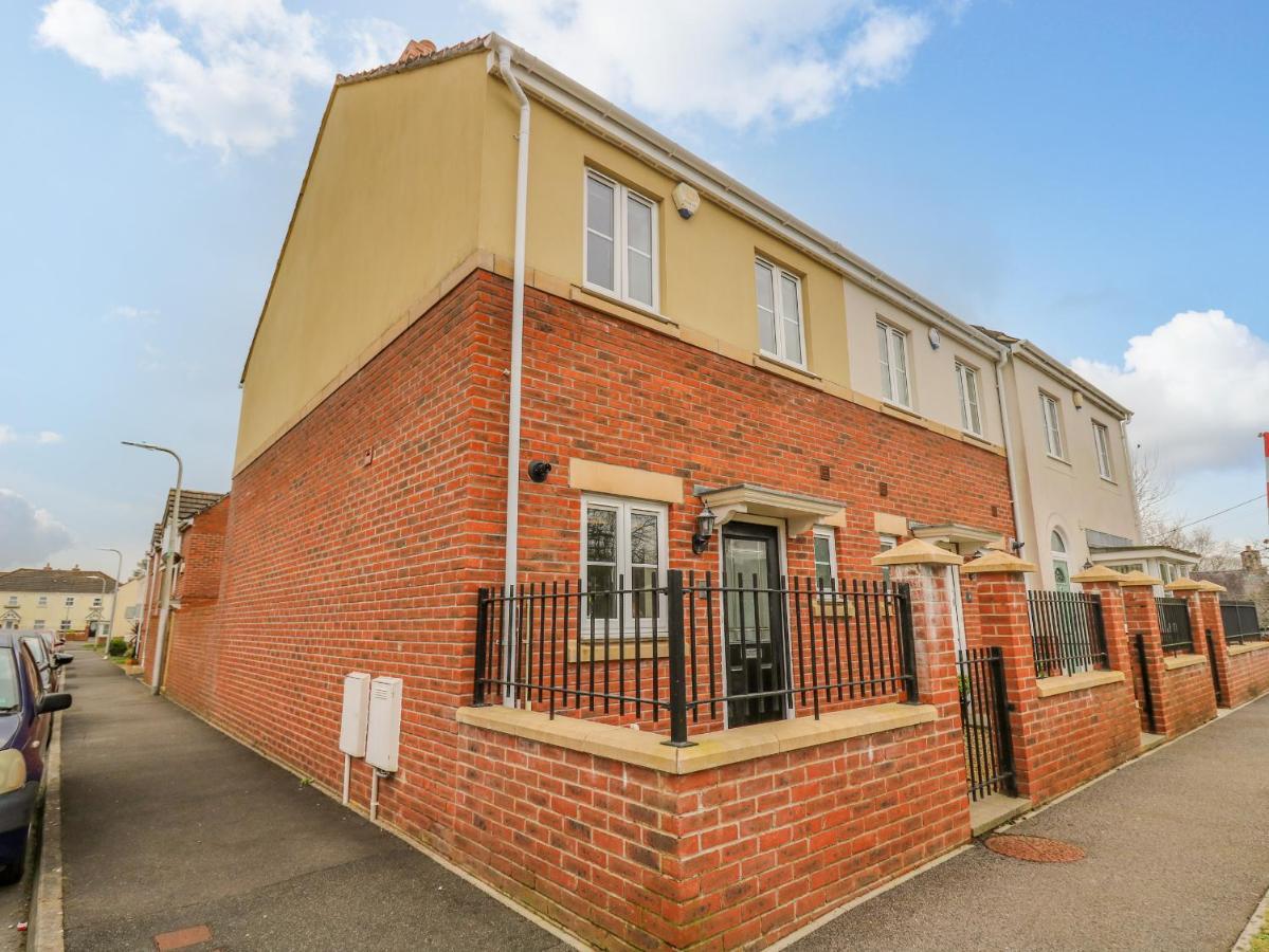 6 Erwr Brenhinoedd Vila Ammanford Exterior foto
